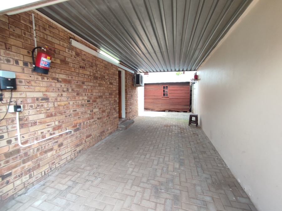 2 Bedroom Property for Sale in Fleurdal Free State